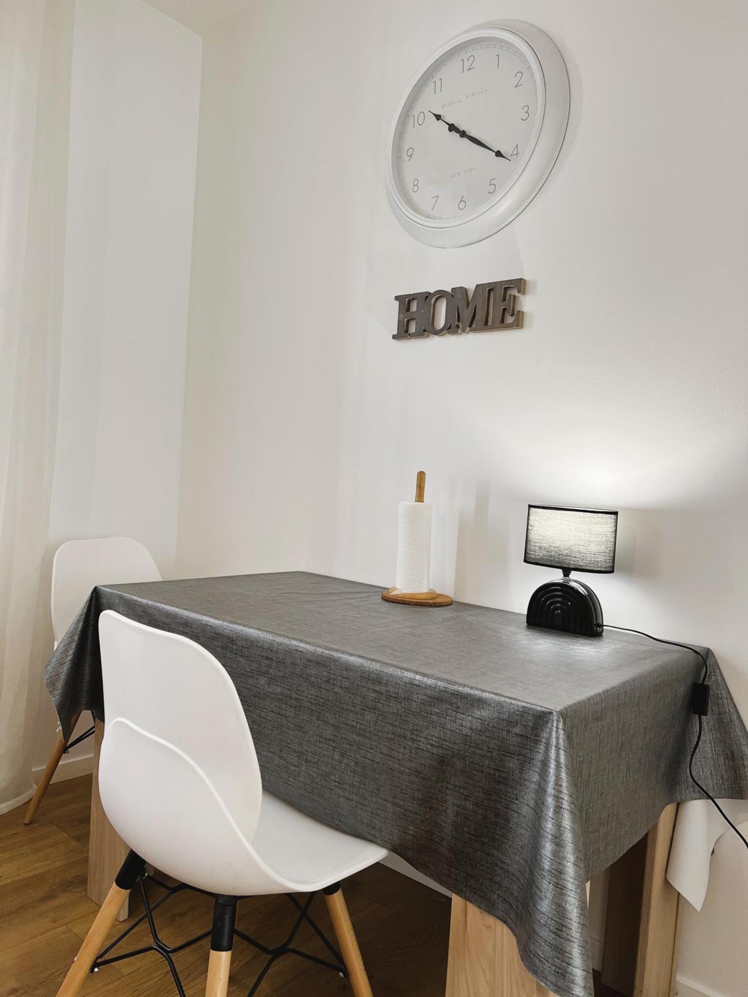 Rm-0 - Appartement F2 Au Rdc A Mulhouse Pour 1-2 Pers 외부 사진